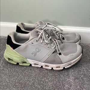 OnCloud Cloud Flyer 4 Mens size 10